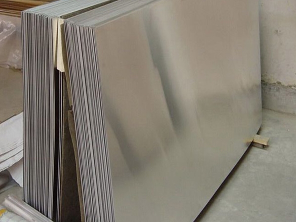 高速鋼模具硬度不均或不足的原因有哪些？